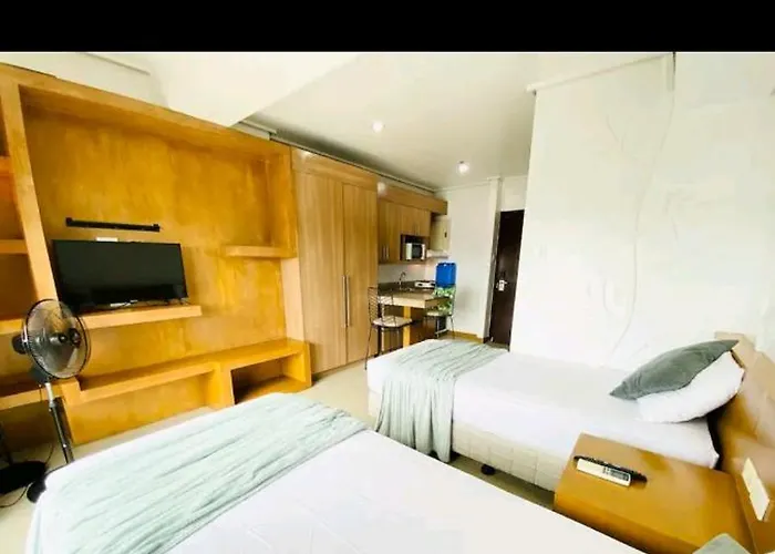 Nuggets Place Hotell *